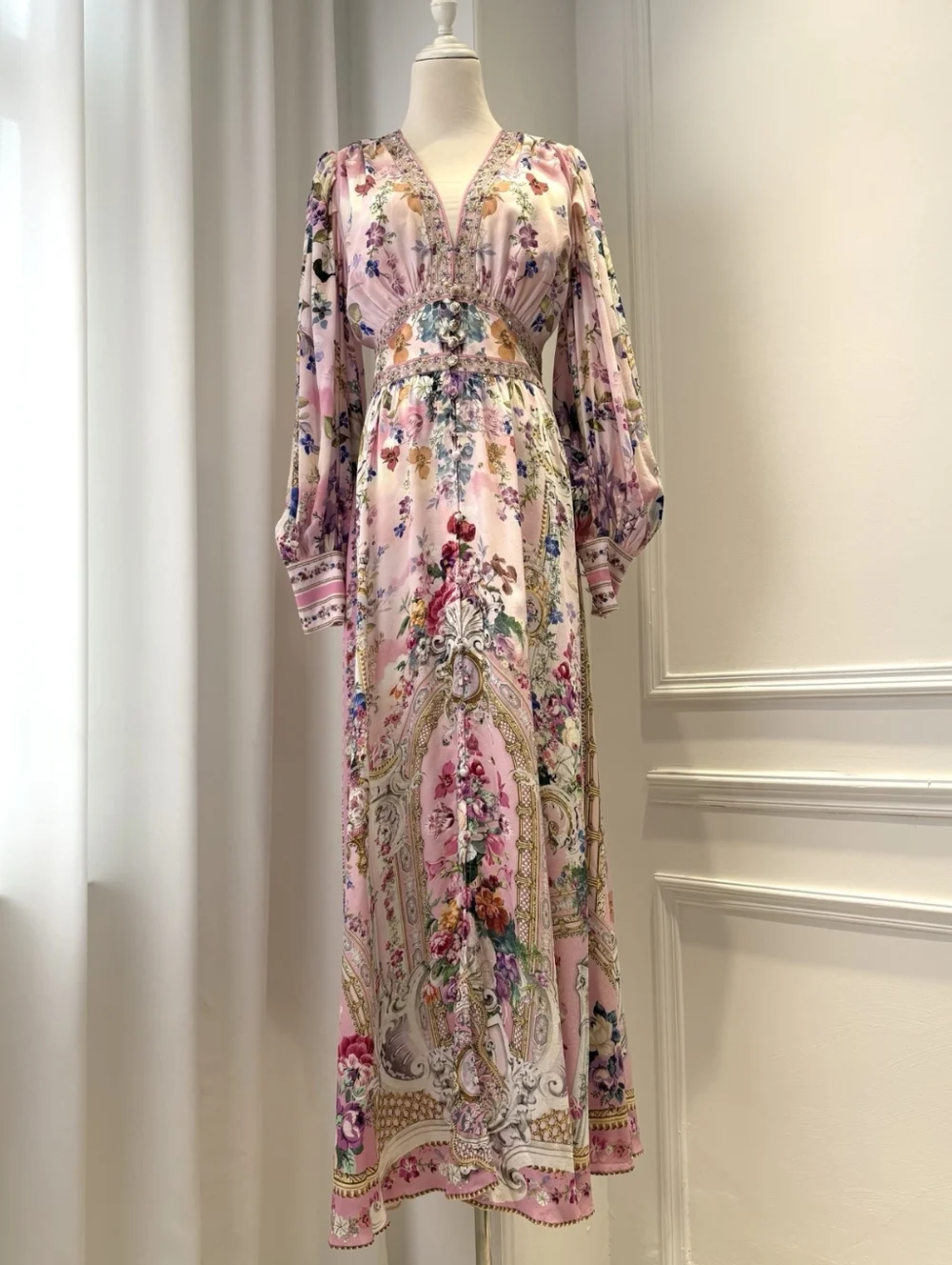 Camilla Palatial Pastels shaped waistband dress with gathered sleeves - Picture 6 of 12
